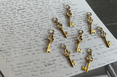 'Hayley' 9ct Teeny Vintage Gold Letter Key Charm