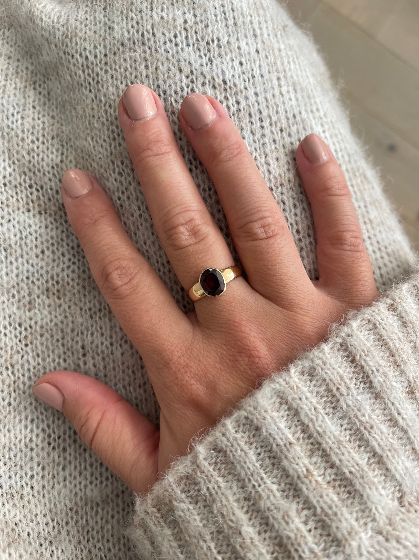 'Mila' 18ct Gold Vintage Garnet Ring