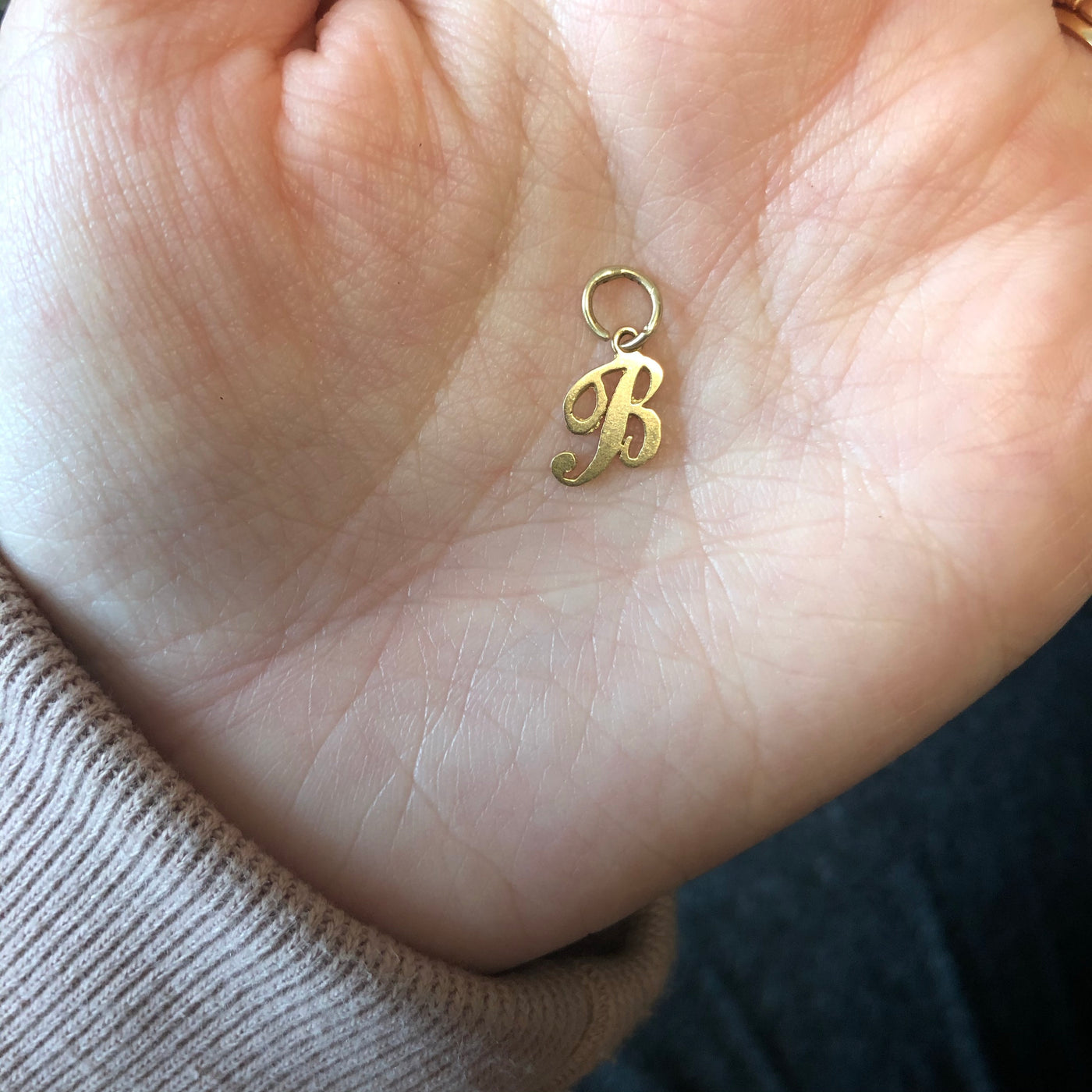 'Beatrice' 9ct Vintage Gold B Charm